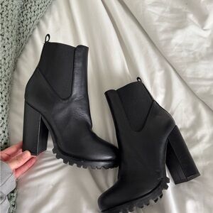 Chic Black Ankle Boots